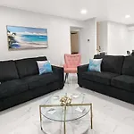 Near Beaches 3 Bedroom Luxury Fort Lauderdale Home