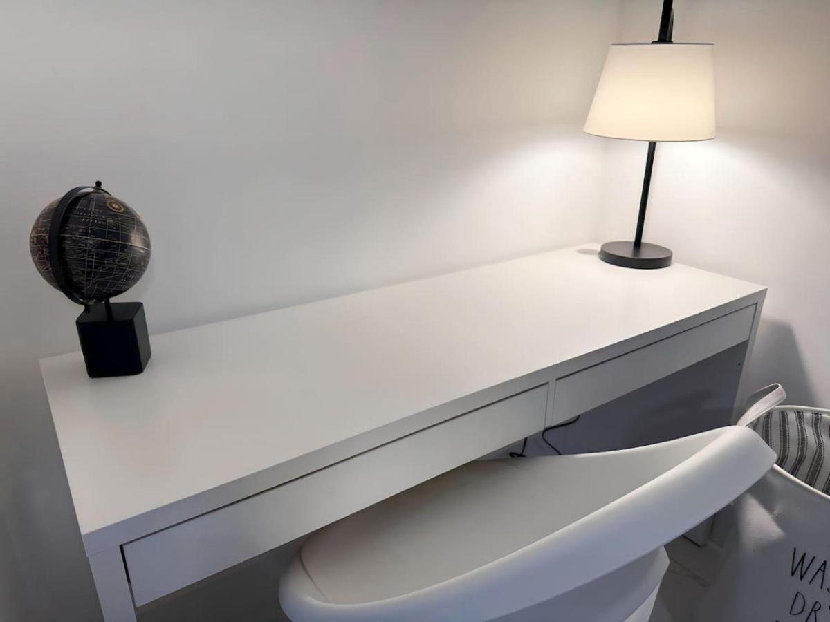 Near Beaches 3 Bedroom Luxury Lauderdale Fort Lauderdale