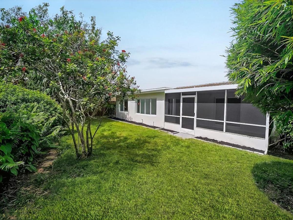 Holiday home Near Beaches 3 Bedroom Luxury Lauderdale