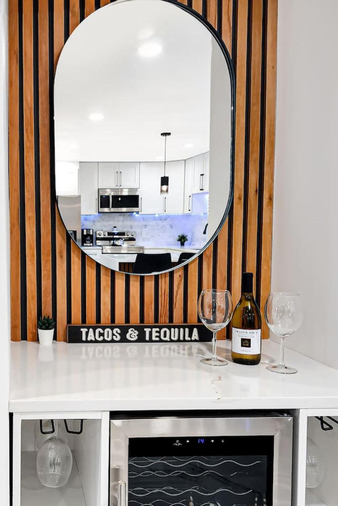 Near Beaches 3 Bedroom Luxury Lauderdale